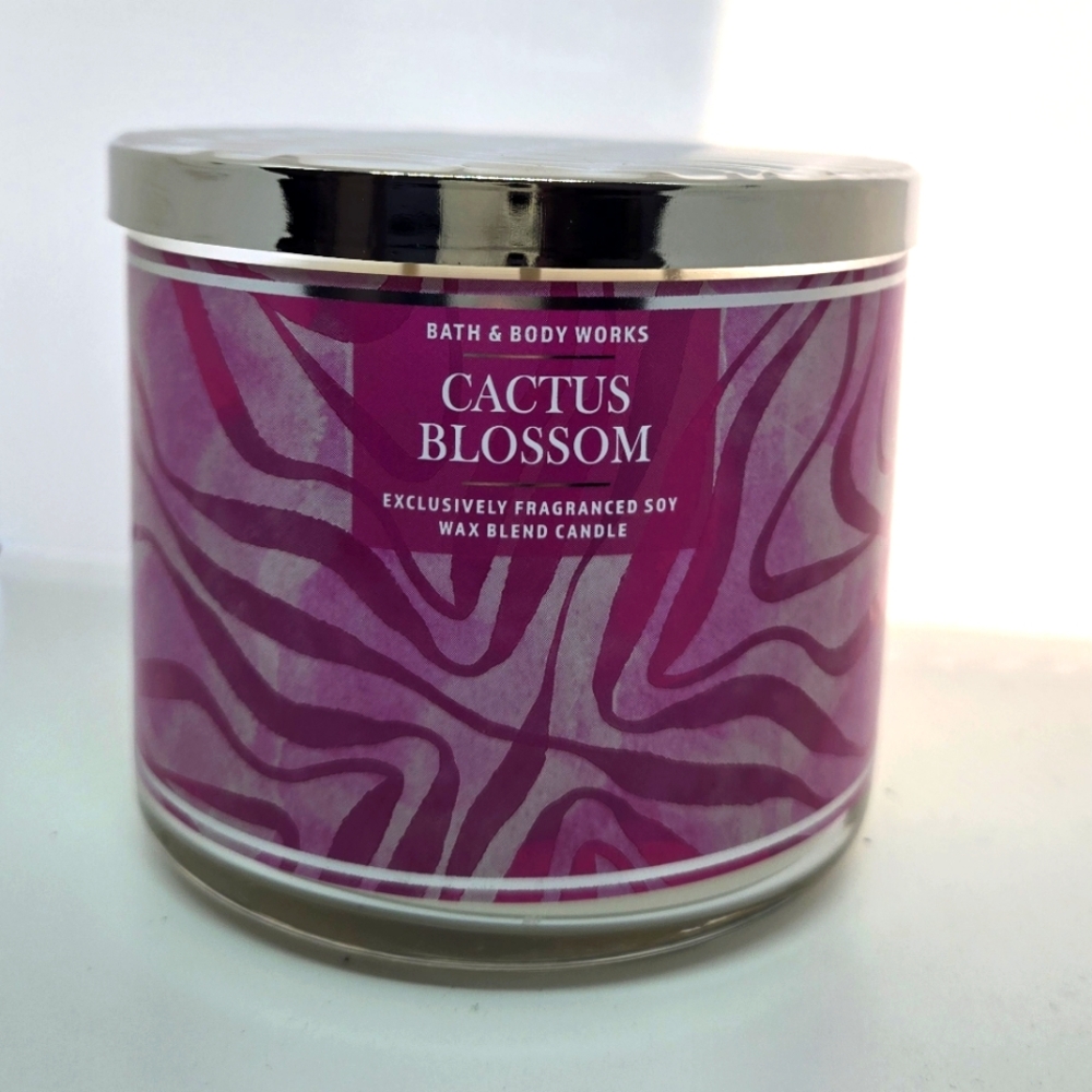 Bath & Body Works  CACTUS BLOSSOM 3 Wick 14.5 Oz Scented Candle